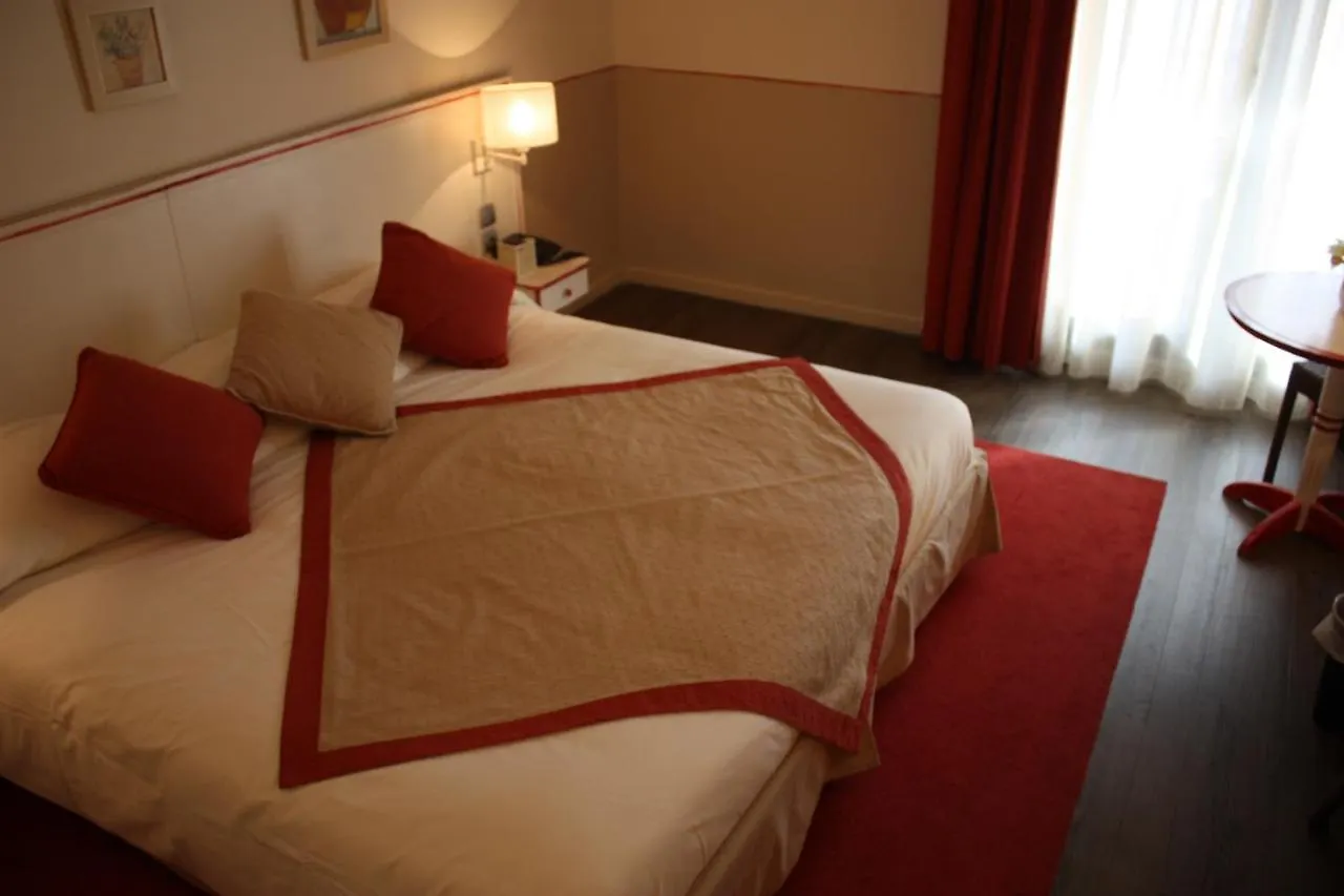 Aquabella Hotel & Spa Aix-en-Provence 4*,