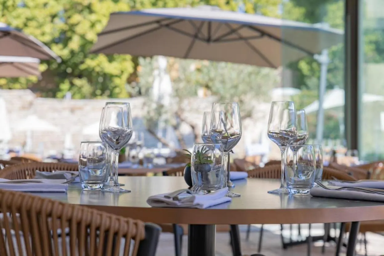 Aquabella Hotel & Spa Aix-en-Provence 4*,  France